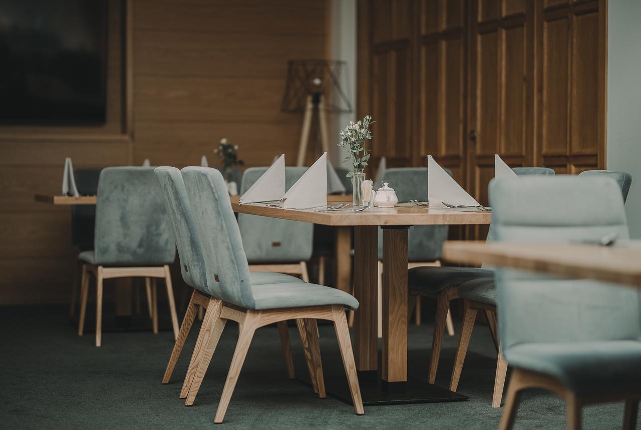 Hotel Restaurant Boss Miloslaw Экстерьер фото